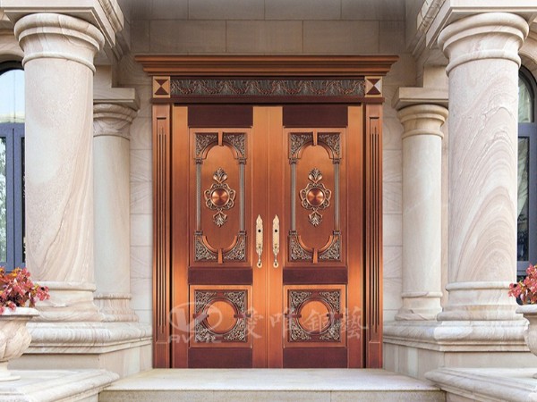 廣東銅門廠家需要從自身做起提高銅門的質量和服務