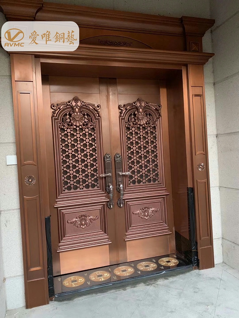愛(ài)唯銅門