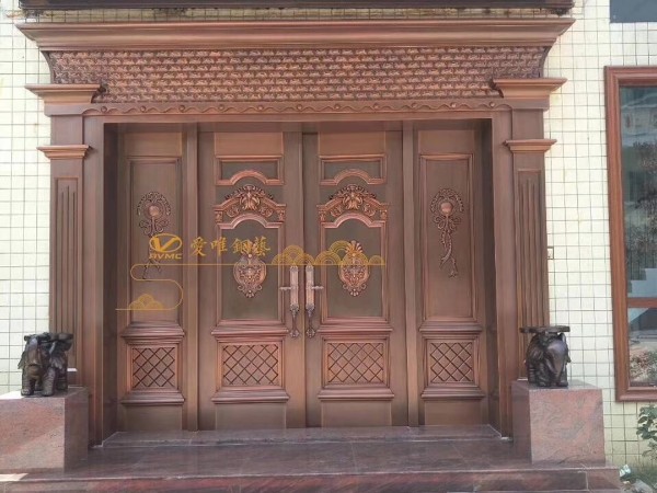高、低檔銅門有什么區別？別墅銅門定制廠家告訴您！